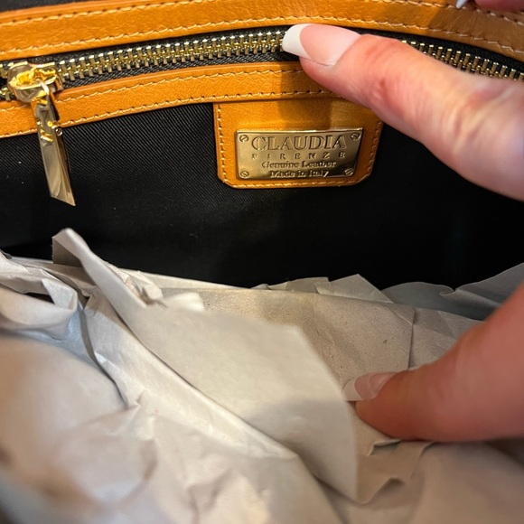 💛NWT- Claudia Firenze Caramel  look alike Margaux VIRAL GORGEOUS Leather Bag💛 - Picture 12 of 12